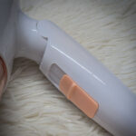 Kemey KM-3365 Silky Shine Foldable Hair Dryer – Hot, Warm & Cool Modes - Image 3
